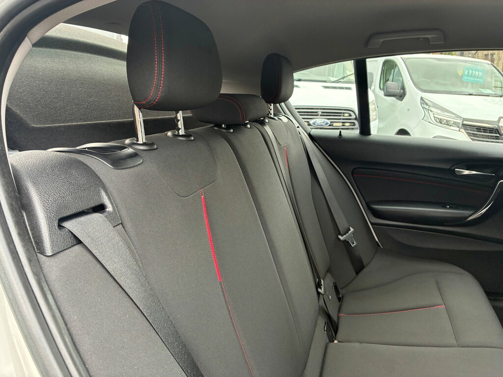BMW 1 Series Sport Plus White #9