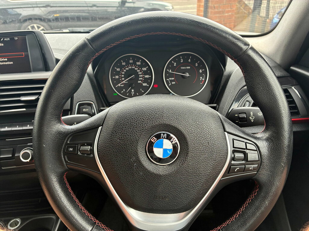 BMW 1 Series Sport Plus White #19