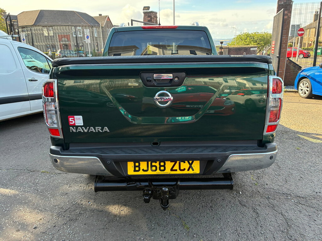 Nissan Navara 2.3 Dci Tekna Pickup Double Cab 4W Green #5