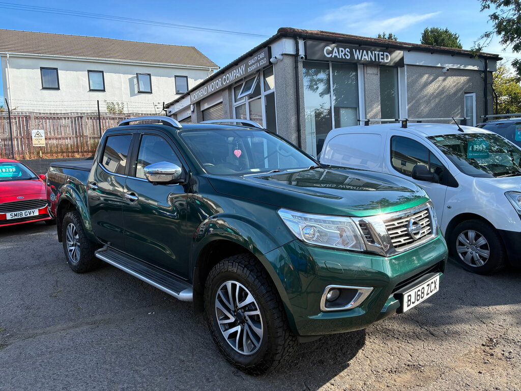 Nissan Navara 2.3 Dci Tekna Pickup Double Cab 4W Green