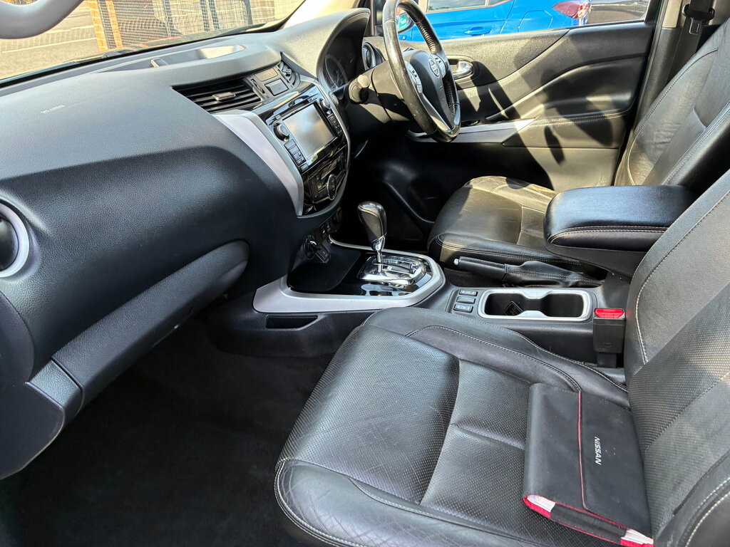 Nissan Navara Dci Tekna Shr Dcb Silver #11