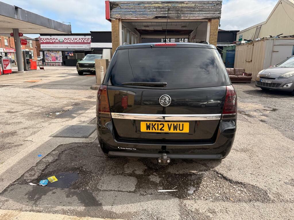 Vauxhall Zafira 1.6 16V Exclusiv Euro White #7