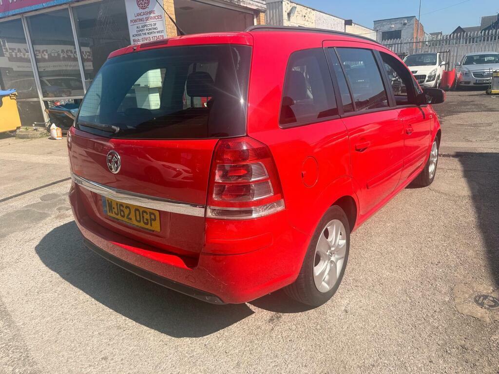 Vauxhall Zafira 1.6 16V Exclusiv Euro 5 Red #6