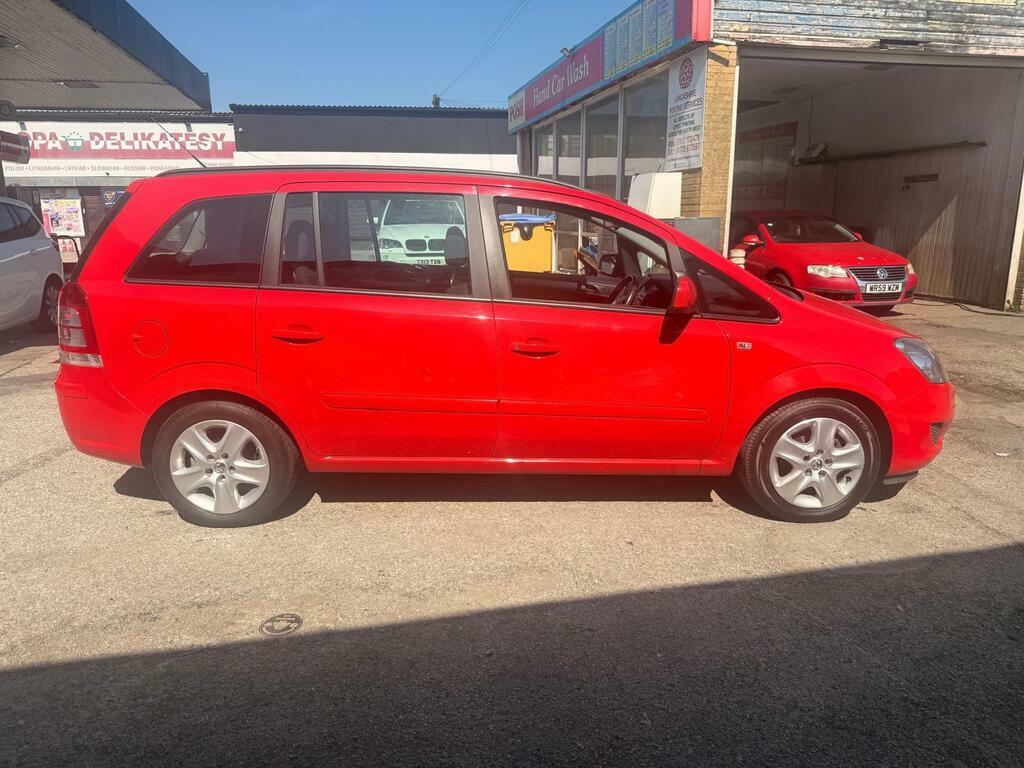 Vauxhall Zafira 1.6 16V Exclusiv Euro 5 Red #5
