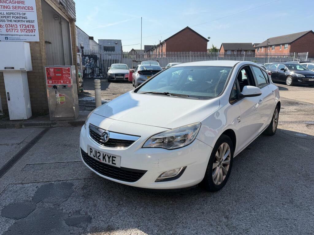 Vauxhall Astra 1.6 16V Active Limited Edition Euro 5 White #3