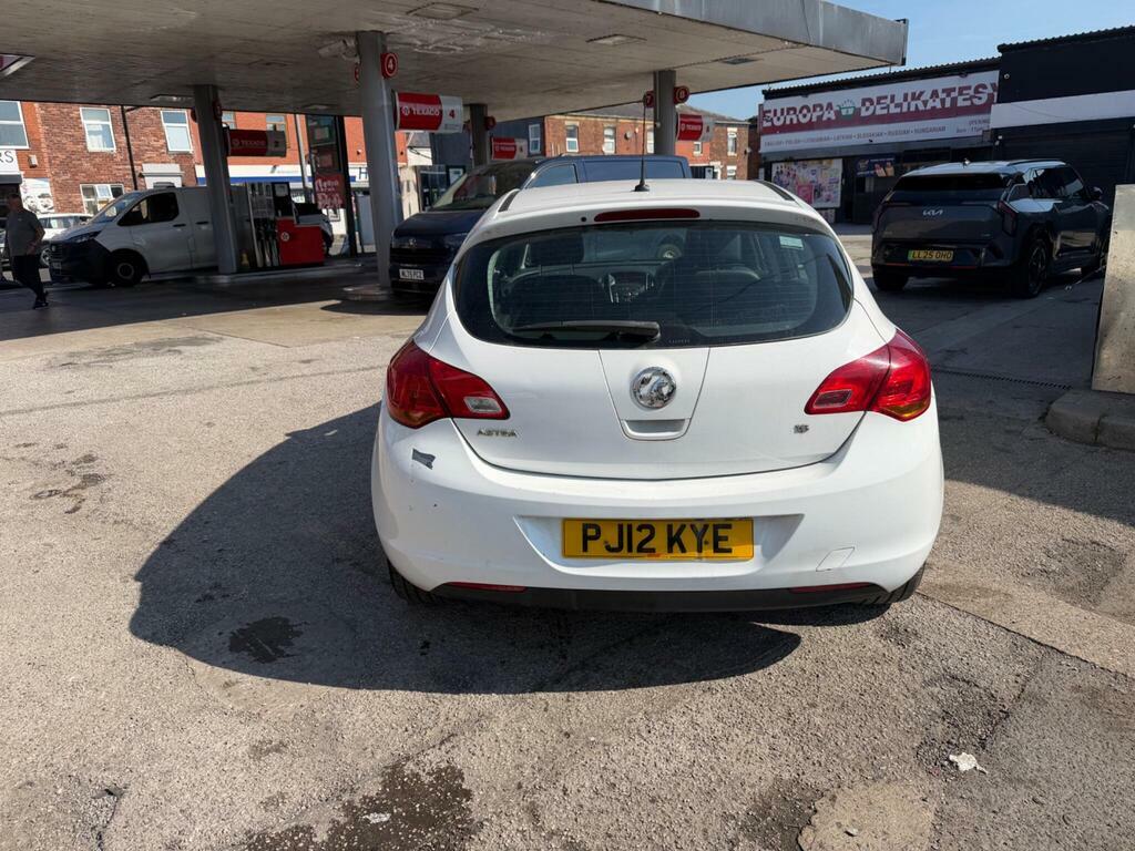 Vauxhall Astra 1.7 Cdti Ecoflex Sri Sports Tourer Euro 5 Ss White #7