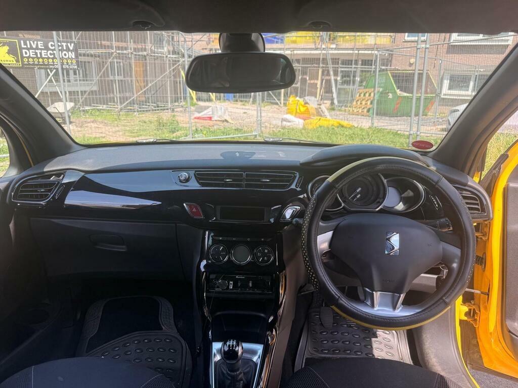 Citroen DS3 Hatchback White #10