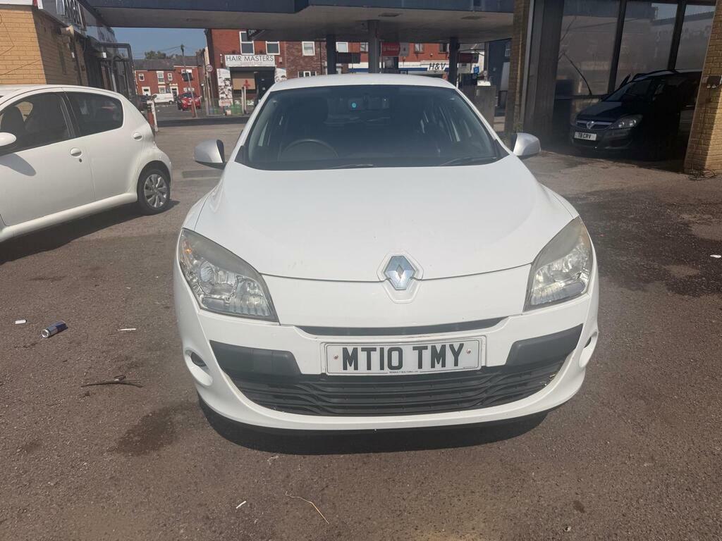 Renault Megane 1.6 16V I-music Euro 5 White #2