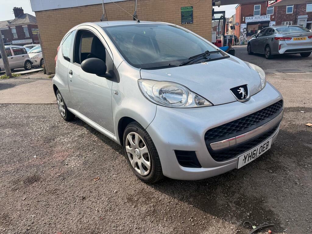 Peugeot 107 1.0 12V Urban Lite Euro 5 Silver #3