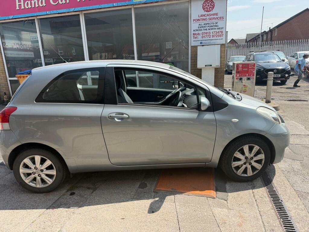 Toyota Yaris 1.33 Dual Vvt-i Tr Euro 4 S S Silver #5