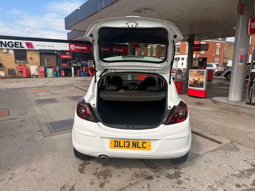 Vauxhall Corsa 1.2L Sxi Silver #9