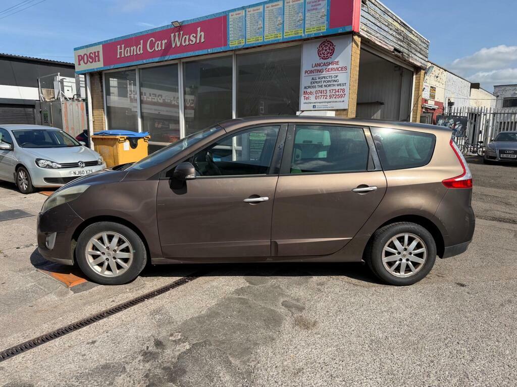 Renault Grand Scenic 1.5 Dci Privilege Tomtom Euro 4 Brown #4