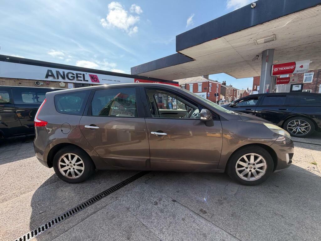 Renault Grand Scenic 1.5 Dci Privilege Tomtom Euro 4 Brown #5