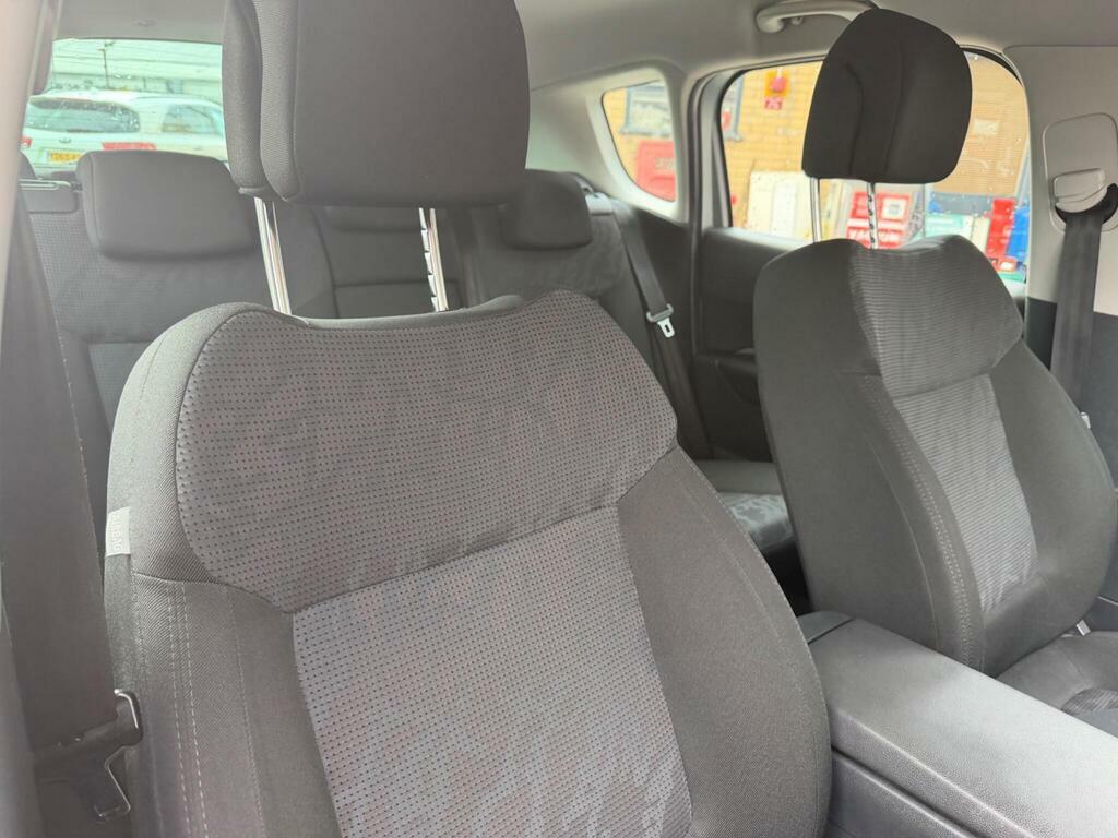 Peugeot 3008 Active Silver #12