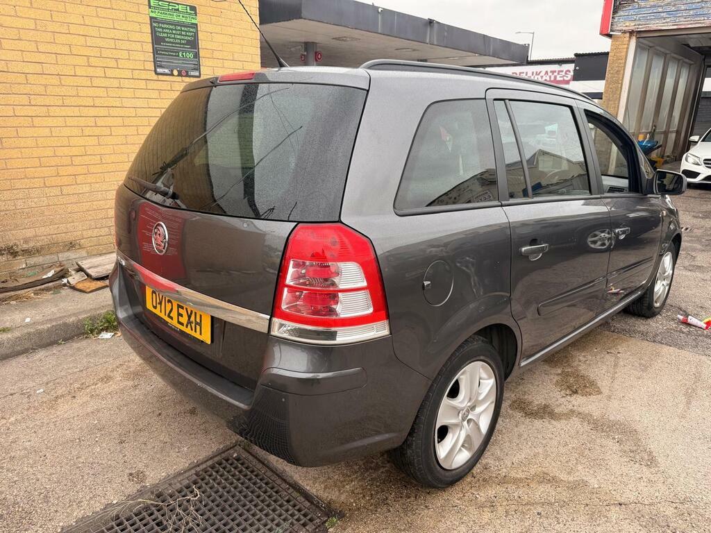 Vauxhall Zafira Design Black #8