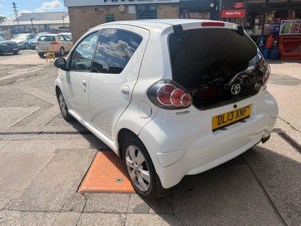 Toyota Aygo Hatchback Vvt-i Fire Ac 2013 White #6