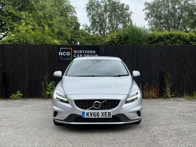 Volvo V40 2016 2.0 D2 R-design Pro Hatchback KV66XEB Silver #2