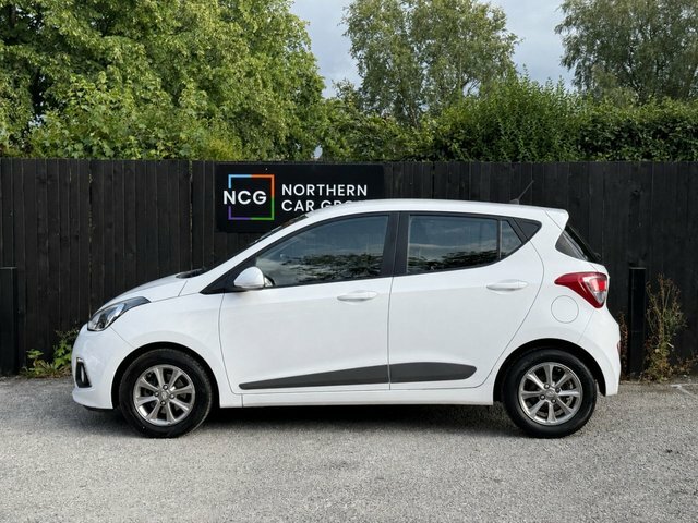 Hyundai I10 2016 1.0 Blue Drive Premium Hatchback M GV16KNM White #5