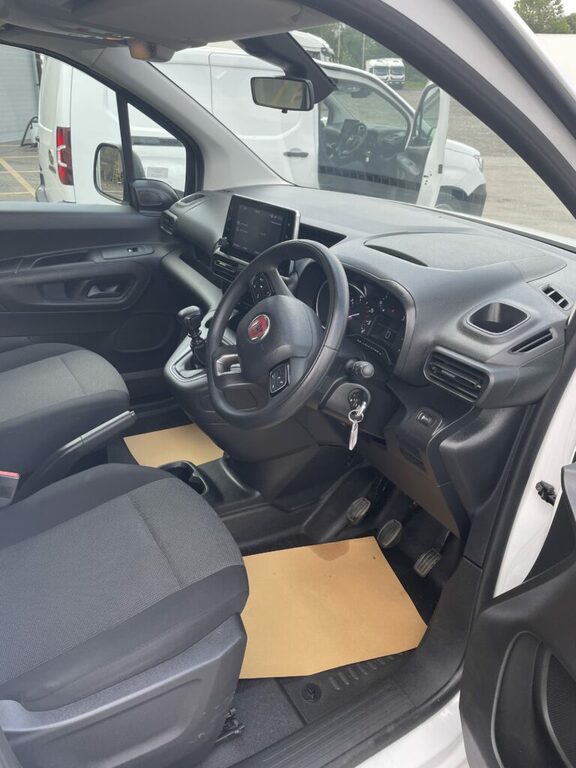 Fiat Doblo   #9
