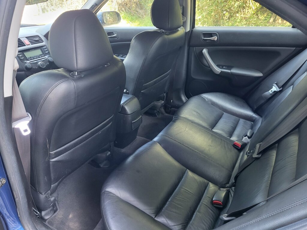 Honda Accord Saloon 2.2 I-cdti Executive 200555 Black #11