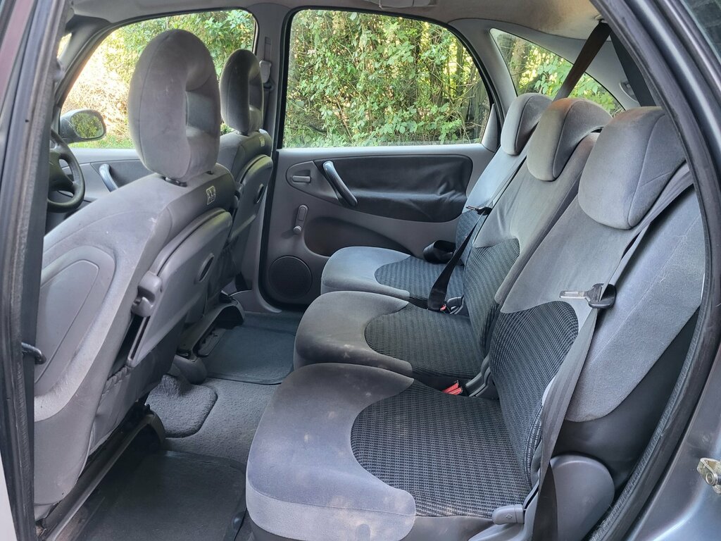 Citroen Xsara Picasso Mpv Blue #14