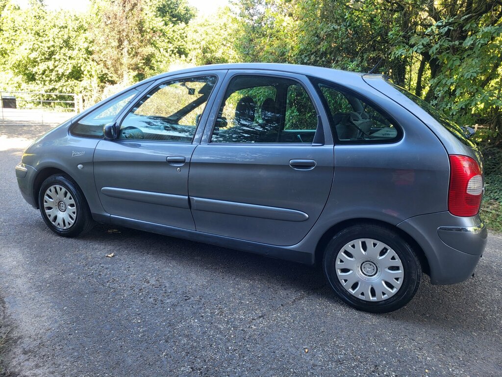 Citroen Xsara Picasso 1.6I Desire Mpv 178 Gkm, 95 Bh Grey #5