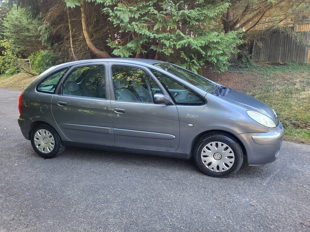 Citroen Xsara Picasso Mpv Blue #7