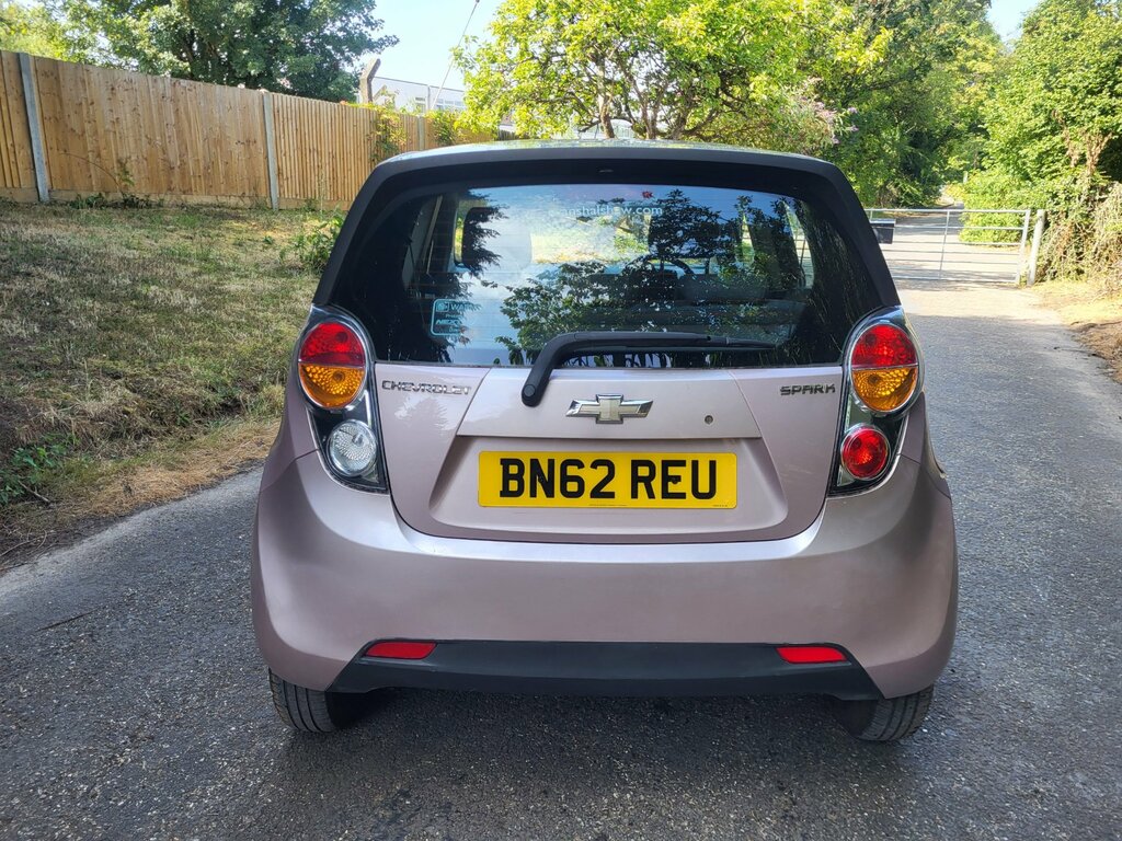 Chevrolet Spark 1.0I Hatchback Euro 5 No Ac Pink #4
