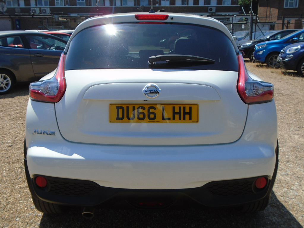 Nissan Juke 1.5 Dci N-connecta Suv Euro 6 S White #4