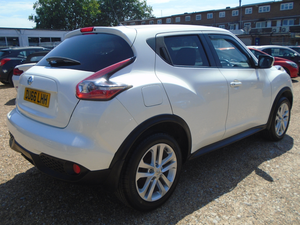 Nissan Juke 1.5 Dci N-connecta Suv Euro 6 S White #3