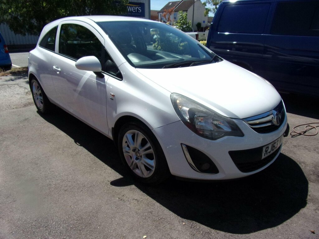 Vauxhall Corsa 1.2 16V Energy Euro 5 Ac RJ63VFC White #2