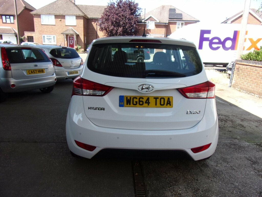Hyundai Ix20 1.4 Active Euro 5 White #4