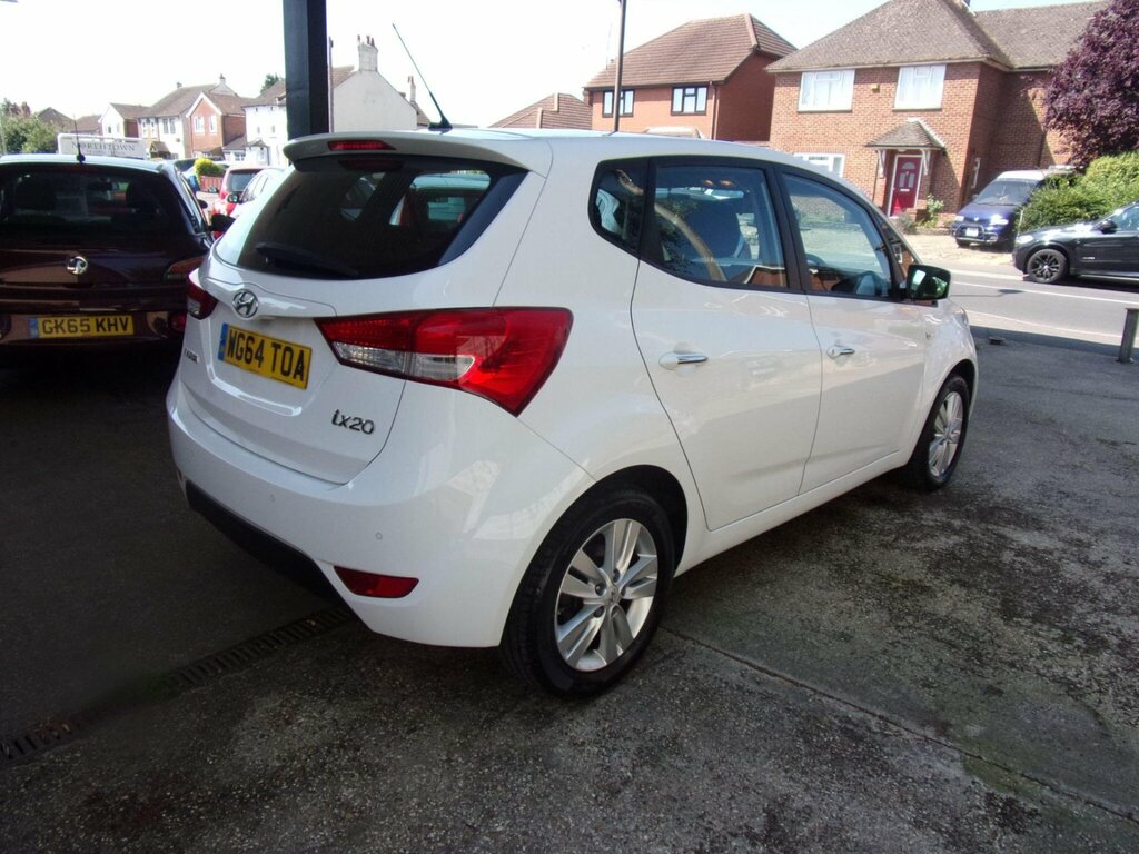 Hyundai Ix20 1.4 Active Euro 5 White #3