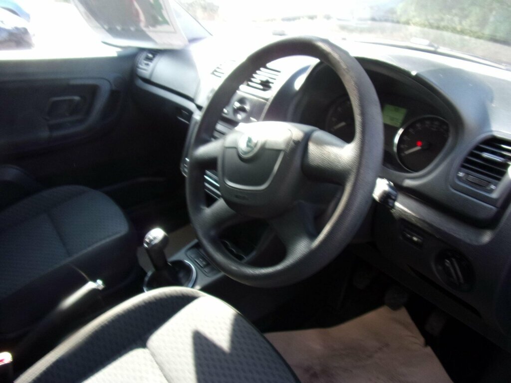 Skoda Roomster 1.6 Tdi Cr 105 Scout Blue #7