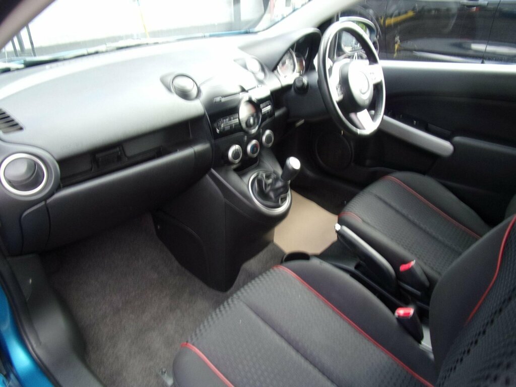Mazda 2 1.3 Venture Euro 5 Black #7