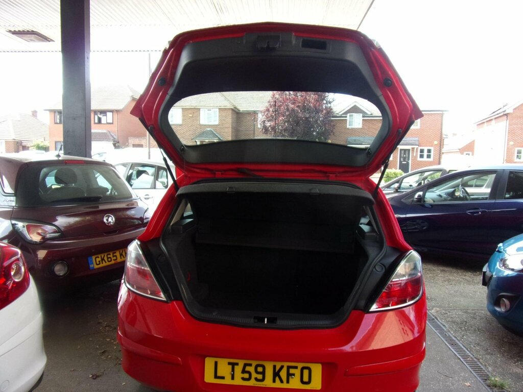 Vauxhall Astra 1.4I 16V Active Red #6