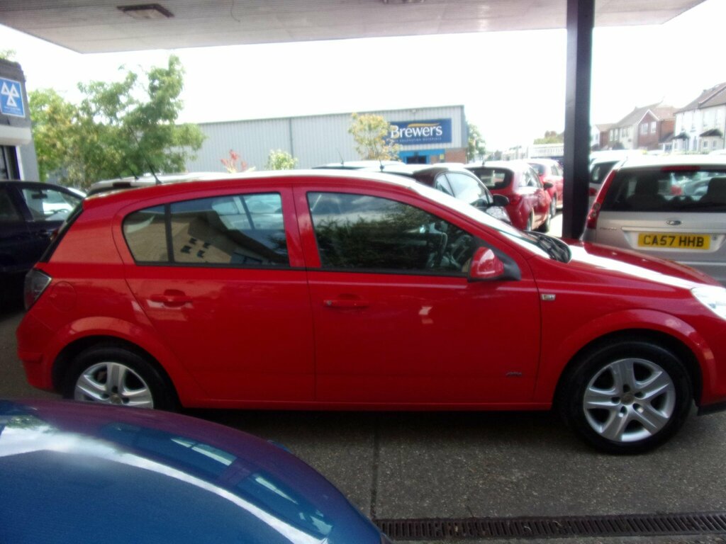 Vauxhall Astra 1.4I 16V Active Red #3