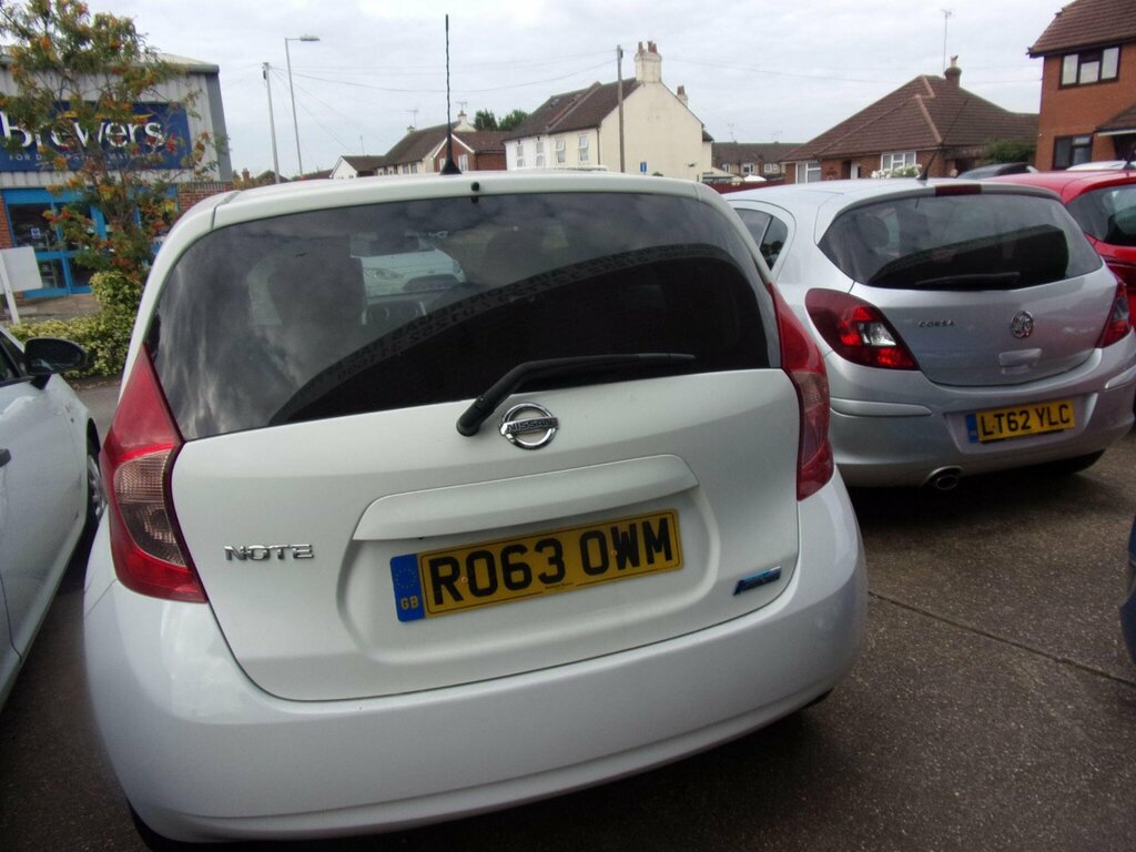 Nissan Note 1.2 Dig-s Acenta Premium Cvt Euro 5 Ss White #6
