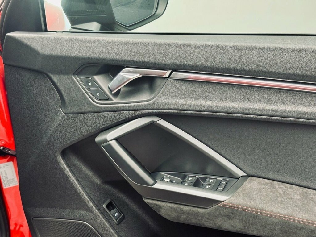 Audi RS Q3 2.5L Null Green #38