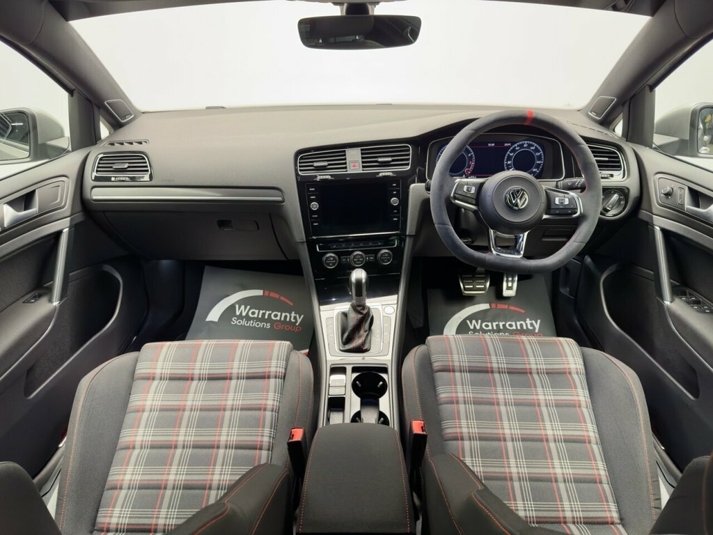Volkswagen Golf 2L Gti Performance Silver #2