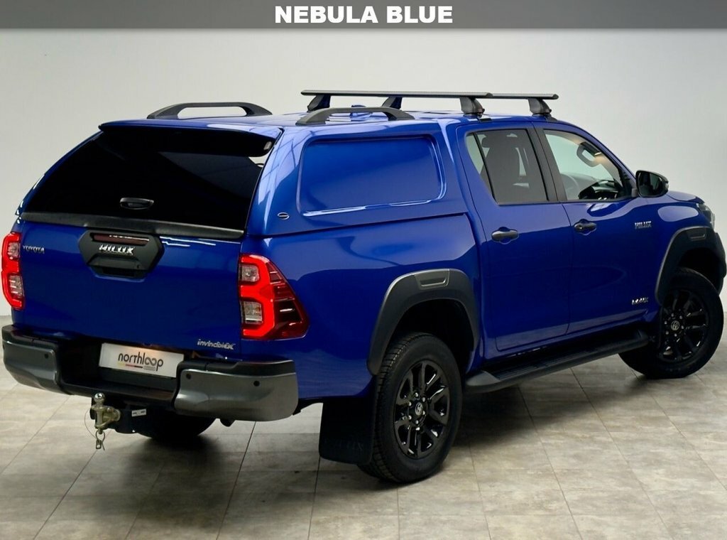 Toyota HILUX 2.8L Invincible X Blue #3