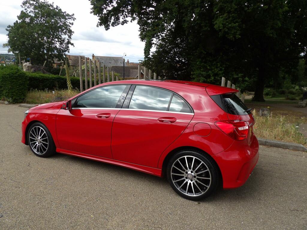 Mercedes-Benz A Class 2.1 A200 Cdi Amg Sport Hatchback 7G-dct Red #6