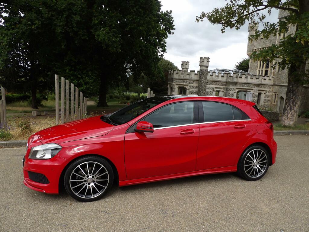 Mercedes-Benz A Class 2.1 A200 Cdi Amg Sport Hatchback 7G-dct Red #4