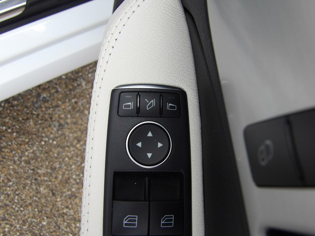 Mercedes-Benz SLK Slk 250 Cdi Blueefficiency Amg Sport Tip Black #25