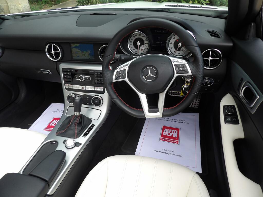 Mercedes-Benz SLK 1.8 Slk200 Amg Sport Convertible G-tron White #6