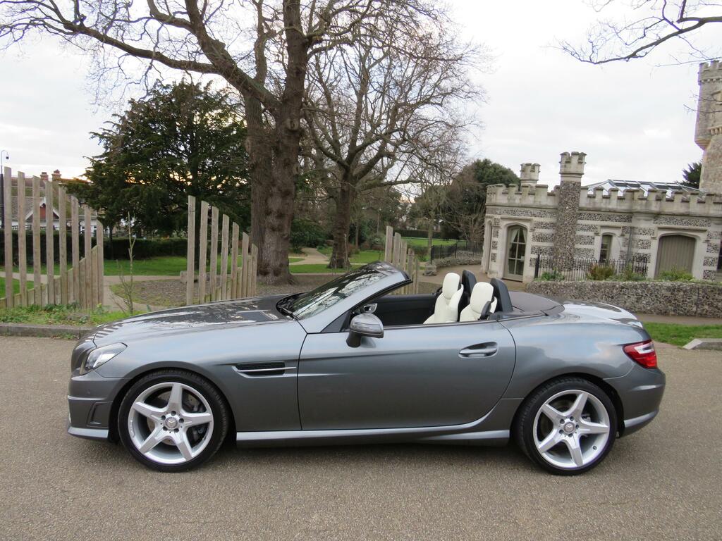Mercedes-Benz SLK Amg Sport White #8