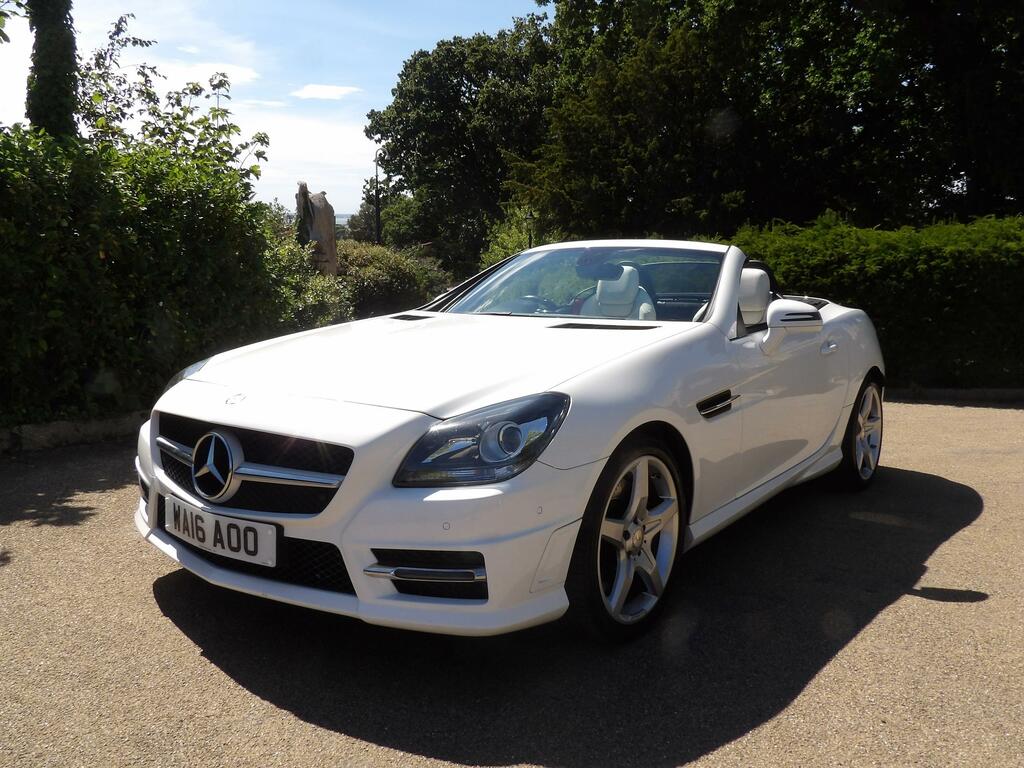 Mercedes-Benz SLK 2.0 Slk200 Amg Sport Convertible G-tron White
