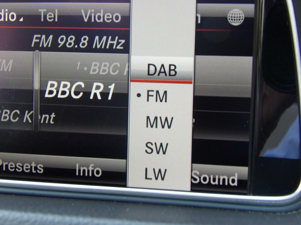 Mercedes-Benz E Class Estate 3.0 E350 V6 Bluetec Amg Sport G-tronic Eur White #29