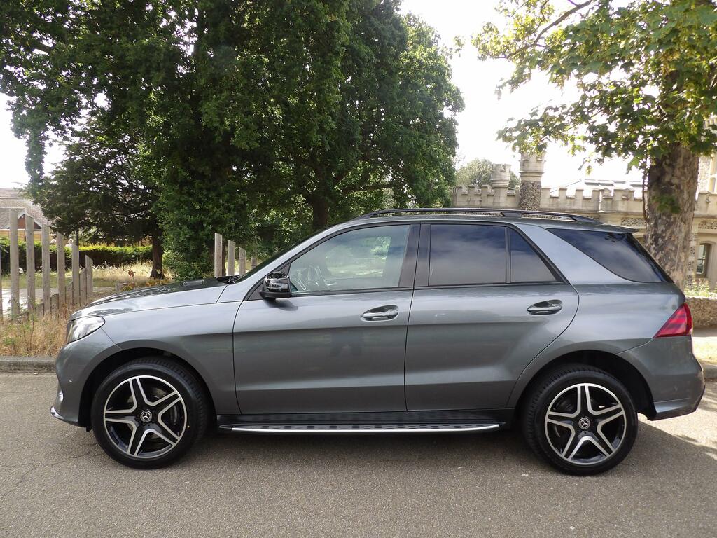 Mercedes-Benz GLE Class 3.0 Gle350d V6 Amg Night Edition Premium Plus Su Grey #4