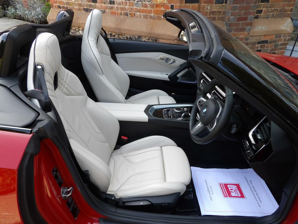 BMW Z4 Sdrive 30I M Sport Tech Pack Red #9